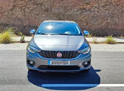 Vendo Fiat Tipo 2018 - 11990 EUR, 129363 km - AUTO.MOTO.pt