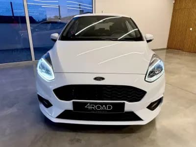 Vendo Ford Fiesta 2018 - 12500 EUR, 146800 km - AUTO.MOTO.pt