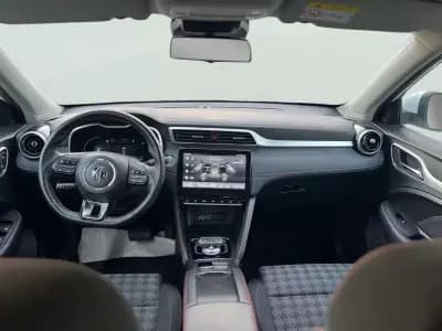 Vendo MG ZS 2022 - 19450 EUR, 31348 km - AUTO.MOTO.pt