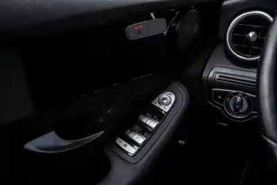 Sell Mercedes-Benz C 180 2020 - 20900 EUR, 212147 km - AUTO.MOTO.pt