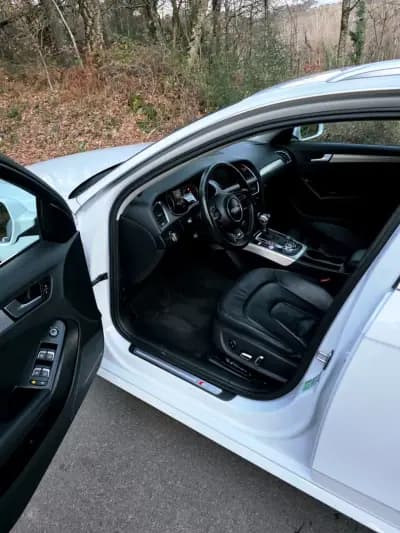 Vendo Audi A4 Avant 2014 - 16990 EUR, 167000 km - AUTO.MOTO.pt