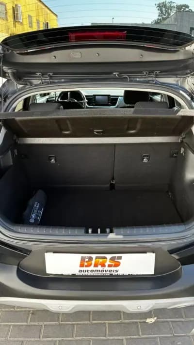 Vendo Kia Stonic 2020 - 15990 EUR, 95920 km - AUTO.MOTO.pt