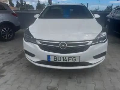 Sell Opel Astra Sports Tourer 2019 - 7990 EUR, 260000 km - AUTO.MOTO.pt
