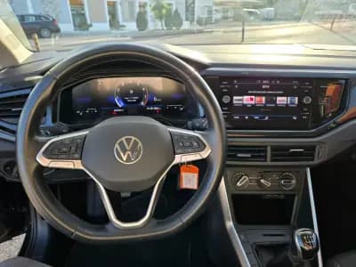 Vendo Volkswagen Taigo 2024 - 20500 EUR, 42266 km - AUTO.MOTO.pt