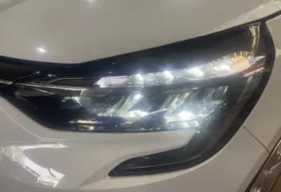 Vendo Renault Clio 2022 - 17899 EUR, 38000 km - AUTO.MOTO.pt