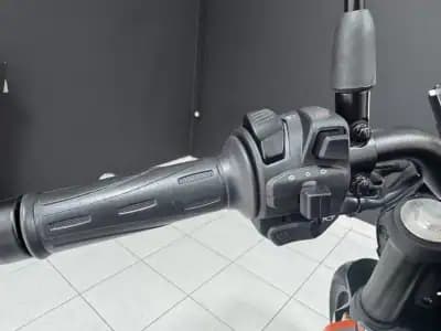 Vendo mota Kove Moto 2025 - 3190 EUR, 0 km - AUTO.MOTO.pt