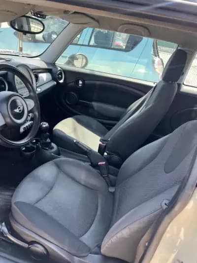 Sell MINI Cooper 2007 - 7399 EUR, 148000 km - AUTO.MOTO.pt