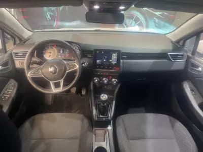 Vendo Renault Clio 2022 - 17899 EUR, 38000 km - AUTO.MOTO.pt