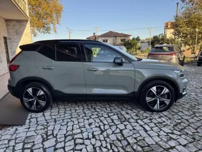 Vendo Volvo XC 40 2021 - 29500 EUR, 116000 km - AUTO.MOTO.pt