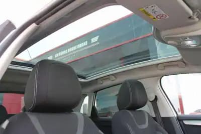 Sell Citroën C4 2017 - 12990 EUR, 132000 km - AUTO.MOTO.pt