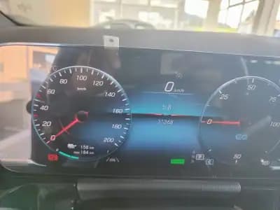 Sell Mercedes-Benz EQA 2022 - 35350 EUR, 31000 km - AUTO.MOTO.pt