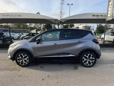 Vendo Renault Captur 2018 - 14500 EUR, 48000 km - AUTO.MOTO.pt