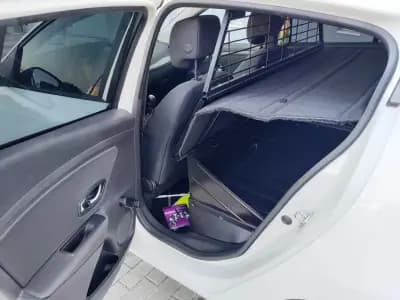 Vendo Renault Mégane 2013 - 4950 EUR, 317737 km - AUTO.MOTO.pt