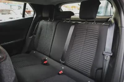 Sell Peugeot e-2008 2021 - 21750 EUR, 62670 km - AUTO.MOTO.pt