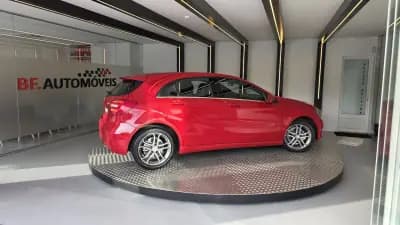 Vendo Mercedes-Benz A 160 2015 - 15900 EUR, 208637 km - AUTO.MOTO.pt