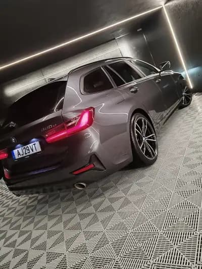 Vendo BMW 320 2021 - 26750 EUR, 123834 km - AUTO.MOTO.pt