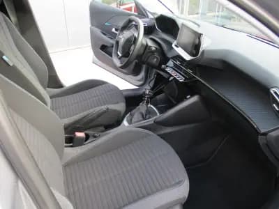 Vendo Peugeot 208 2022 - 15490 EUR, 52152 km - AUTO.MOTO.pt