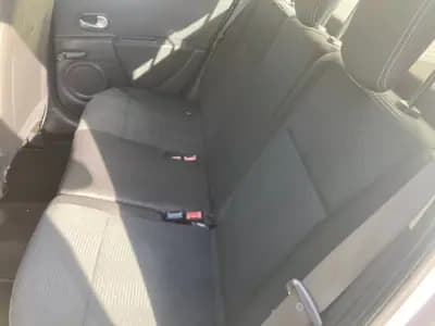 Vendo Renault Clio 2010 - 4990 EUR, 207500 km - AUTO.MOTO.pt