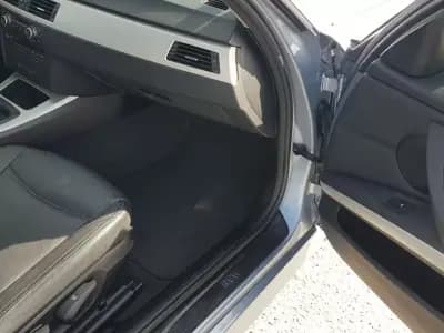 Sell BMW 318 2011 - 10750 EUR, 300000 km - AUTO.MOTO.pt