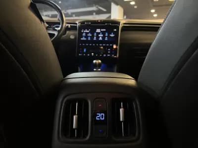 Vendo Hyundai Tucson 2024 - 31990 EUR, 24000 km - AUTO.MOTO.pt