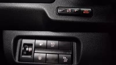 Sell Nissan Leaf 2018 - 17950 EUR, 108446 km - AUTO.MOTO.pt