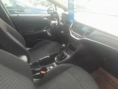 Sell Opel Astra Sports Tourer 2019 - 7990 EUR, 260000 km - AUTO.MOTO.pt