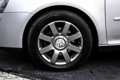 Vendo Volkswagen Golf 2003 - 4900 EUR, 208740 km - AUTO.MOTO.pt