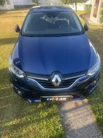 Vendo Renault Mégane Coupe 2017 - 14490 EUR, 193200 km - AUTO.MOTO.pt
