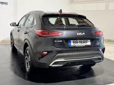 Vendo Kia XCeed 2025 - 21900 EUR, 13239 km - AUTO.MOTO.pt