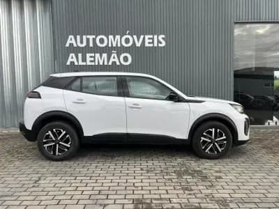 Sell Peugeot 2008 2024 - 21000 EUR, 31894 km - AUTO.MOTO.pt