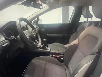 Vendo Renault Captur 2021 - 21740 EUR, 15182 km - AUTO.MOTO.pt