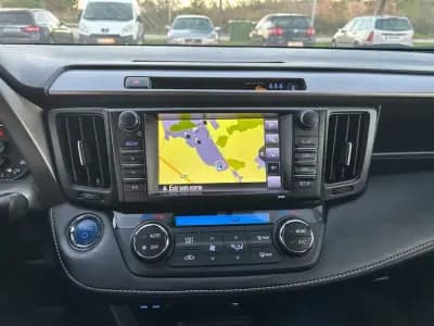 Sell Toyota RAV4 2017 - 28500 EUR, 127120 km - AUTO.MOTO.pt