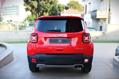 Vendo Jeep Renegade 2018 - 15990 EUR, 115600 km - AUTO.MOTO.pt