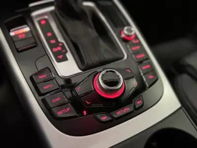 Vendo Audi A5 2015 - 21990 EUR, 59192 km - AUTO.MOTO.pt