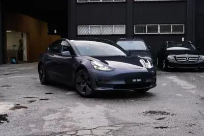 Vendo Tesla Model 3 2023 - 31999 EUR, 67000 km - AUTO.MOTO.pt
