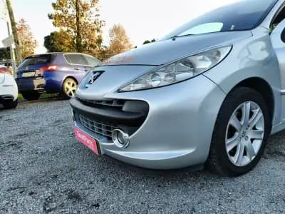 Sell Peugeot 207 2008 - 4990 EUR, 207000 km - AUTO.MOTO.pt