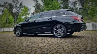 Vendo Mercedes-Benz CLA 200 2018 - 24900 EUR, 141000 km - AUTO.MOTO.pt