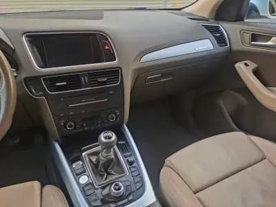 Vendo Audi Q5 2011 - 17500 EUR, 175000 km - AUTO.MOTO.pt