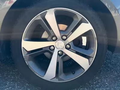 Vendo Peugeot 308 SW 2017 - 13990 EUR, 130000 km - AUTO.MOTO.pt