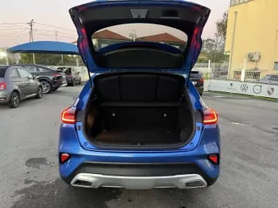 Vendo Kia XCeed 2021 - 17950 EUR, 118000 km - AUTO.MOTO.pt