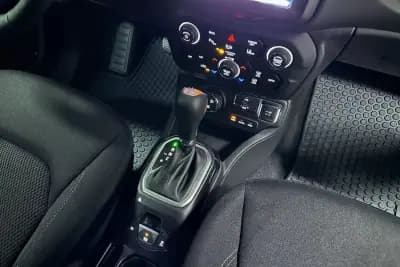 Sell Jeep Renegade 2022 - 23950 EUR, 19039 km - AUTO.MOTO.pt