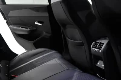 Sell Peugeot 308 2024 - 22900 EUR, 40000 km - AUTO.MOTO.pt