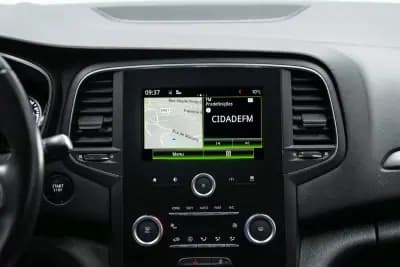 Vendo Renault Mégane Sport Tourer 2017 - 14950 EUR, 84000 km - AUTO.MOTO.pt