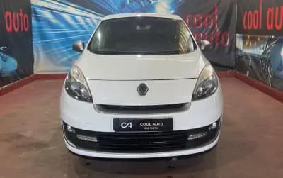 Vendo Renault Grand Scénic 2012 - 8899 EUR, 230000 km - AUTO.MOTO.pt