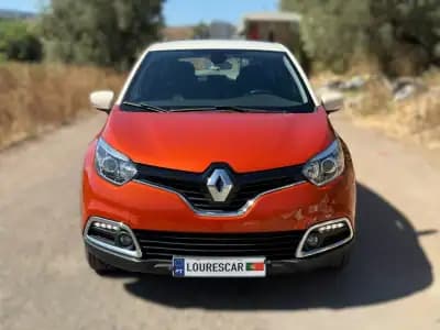 Vendo Renault Captur 2016 - 11900 EUR, 102000 km - AUTO.MOTO.pt