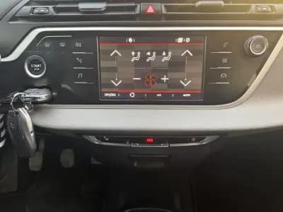 Vendo Citroën C4 Spacetourer 2020 - 16700 EUR, 124190 km - AUTO.MOTO.pt