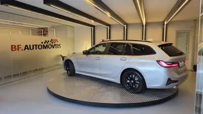 Vendo BMW 330 2021 - 22500 EUR, 213862 km - AUTO.MOTO.pt