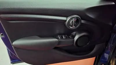 Vendo MINI 2016 - 11850 EUR, 153106 km - AUTO.MOTO.pt