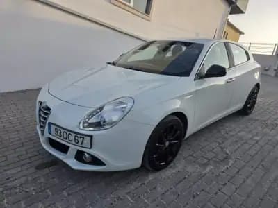 Sell Alfa Romeo Giulietta 2015 - 13500 EUR, 148000 km - AUTO.MOTO.pt
