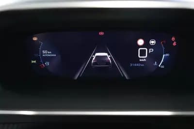 Vendo Peugeot 2008 2021 - 23900 EUR, 30000 km - AUTO.MOTO.pt